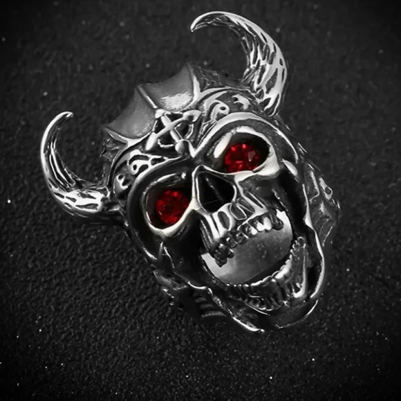 Men's Stainless Steel Gothic Vintage Red Eyes Skull Ring Knights Templar Helmet - Picture 5 of 7
